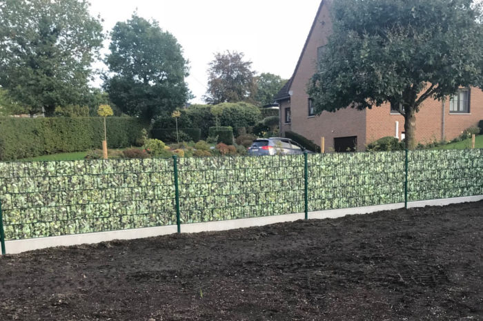 Lamelles décoratives occultantes pour clôtures de jardin